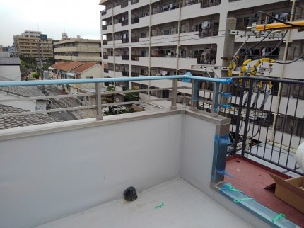 アルミ笠木、手すり　施工後