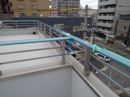 アルミ笠木、手すり　施工後2