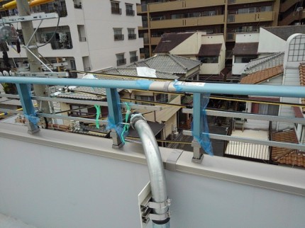 アルミ笠木、手すり　施工後3