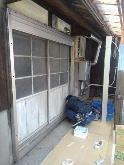 マドリモシャッター　施工中