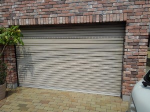 ガレージシャッター　施工前