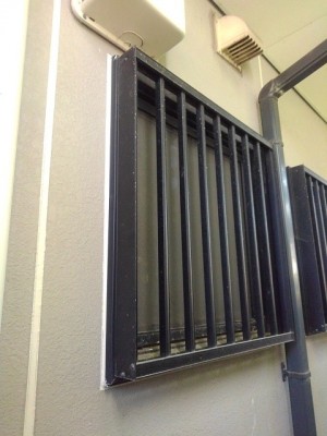 浴室窓　取替　施工前