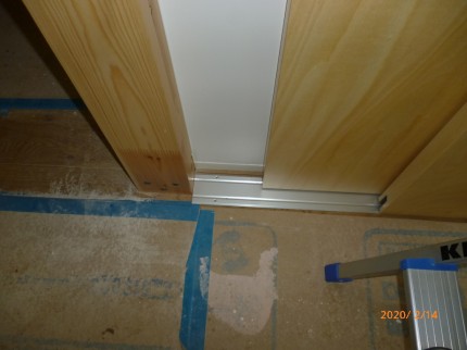 フロアレール１