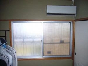和室2内窓取付前