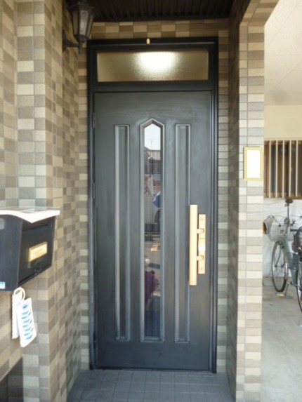 玄関ドア取替①