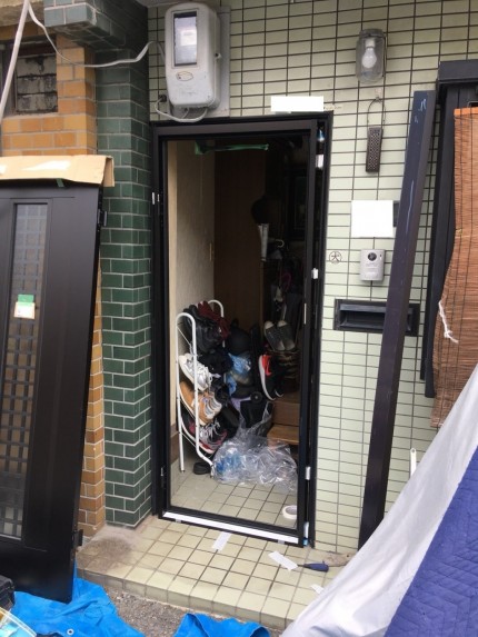 リフォーム玄関　施工中