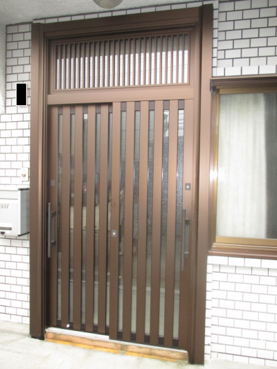 YKK AP リフォーム玄関引戸　れん樹