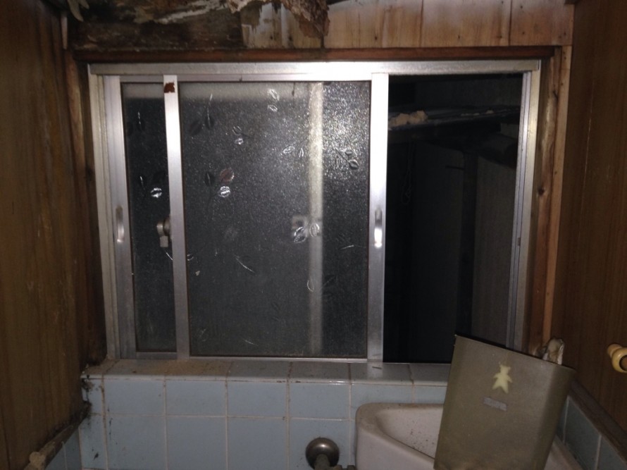 サッシ　取替え