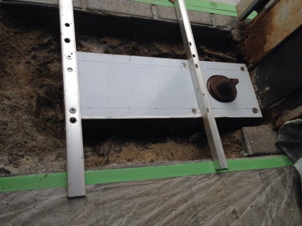 フロアヒンジ　取替え　補修