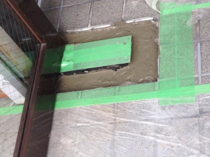 フロアヒンジ　取替え　補修