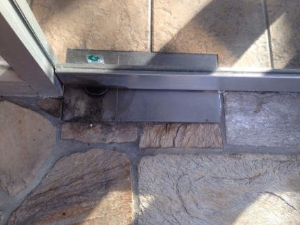 フロアヒンジ　強化硝子　取替え