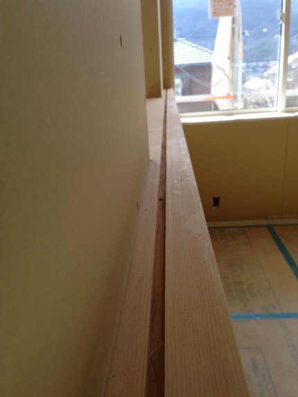 埋め込み　V型レール　引戸