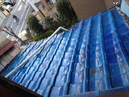 アルミ製　ベランダ設置工事　屋根乗せタイプ