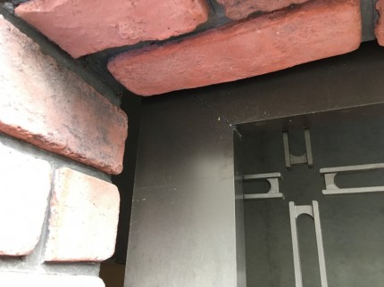 ゴミ置き場扉　メンテナンス補修