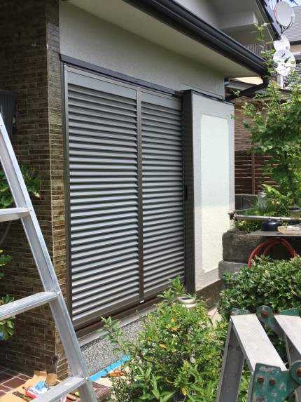 取替え雨戸　戸板