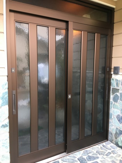 玄関引戸　取替え　カバー工事　ＹＫＫ