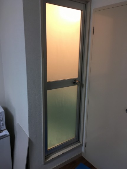 浴室ドア　ノブ交換　握り玉