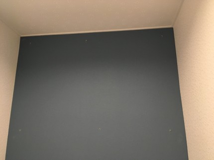 トイレ収納棚　天上部