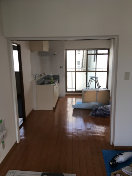 YKK　間仕切り　引違戸　上吊タイプ