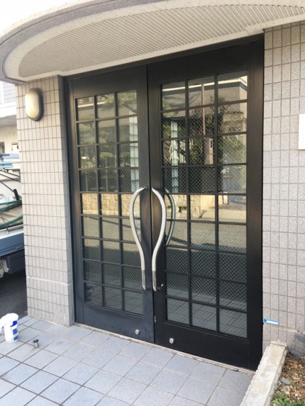 マンション　玄関ドア　ガラス割れ替え