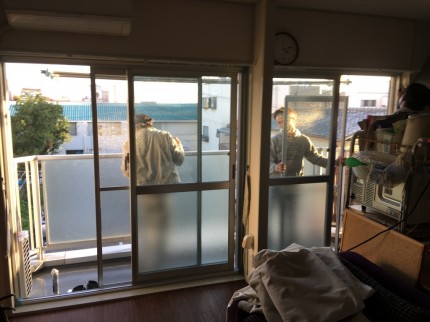 マンション　ハキだし窓　サッシカバー工事