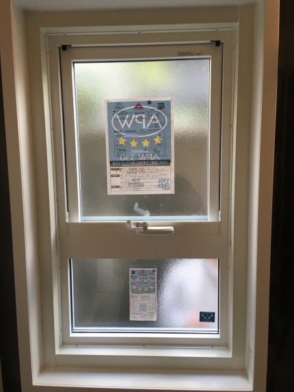 ＹＫＫ　樹脂製サッシ　ＡＰＷ　断熱サッシ