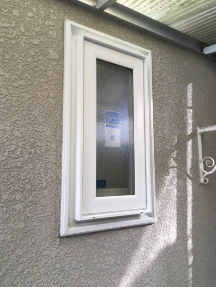 ＹＫＫ　樹脂製サッシ　ＡＰＷ　断熱サッシ