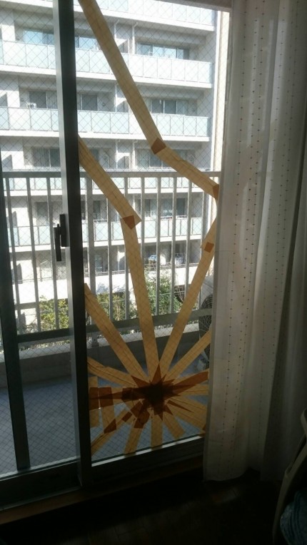 ガラス割れ替え