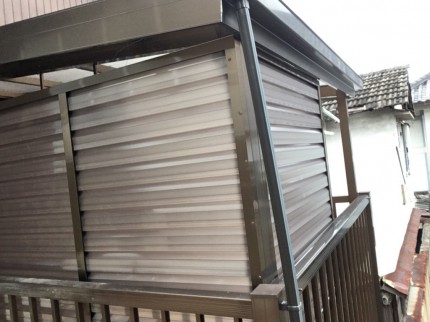 ベランダ　目隠し工事