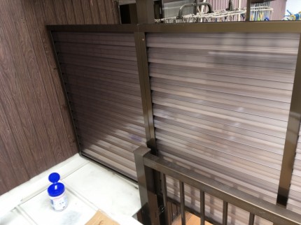 ベランダ　目隠し工事