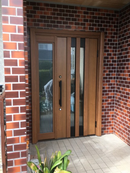 玄関リフォーム　ドアリモ