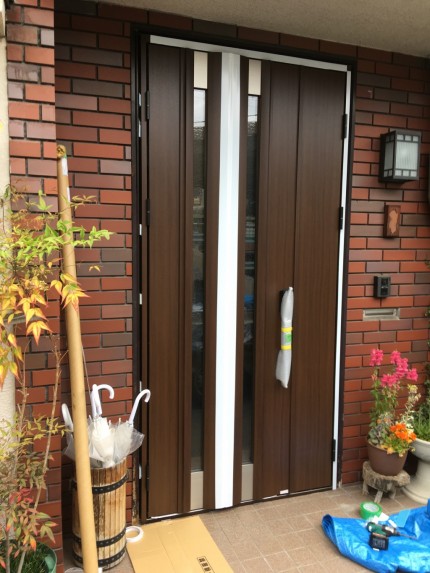 リフォーム玄関ドア　電気錠