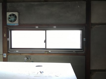 窓　取替え　カバー工事