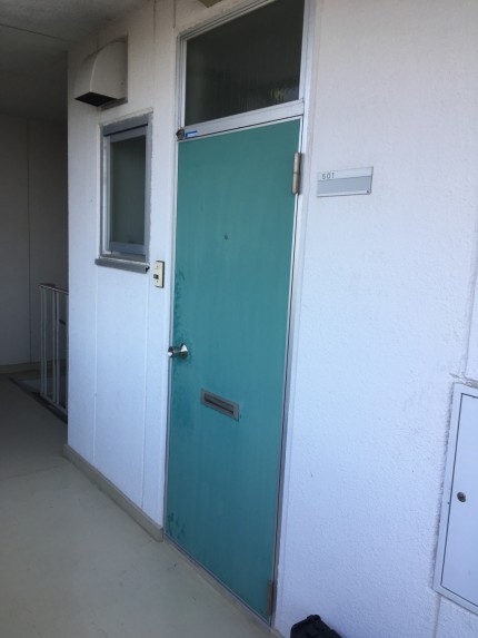 マンション　玄関取替え