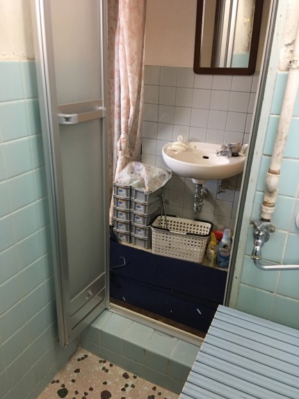 浴室折戸型ドア　浴室リフォーム