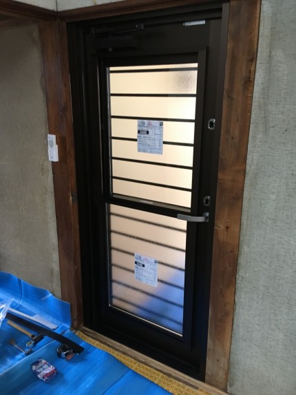 cid_1647e345c98ceed1cf03