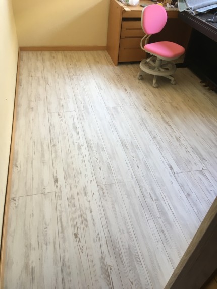 リクシル　フロア