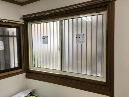 サッシ　カバー工事