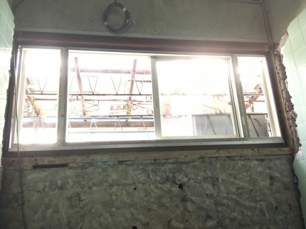 浴室窓リフォーム