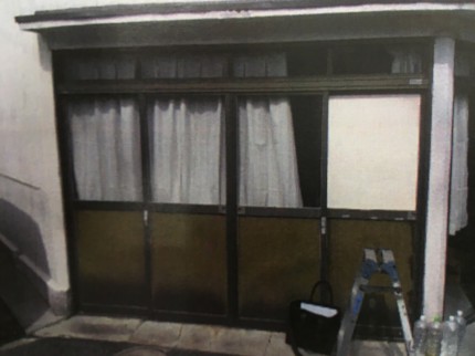 雨戸取替え　ガラス割れ替え