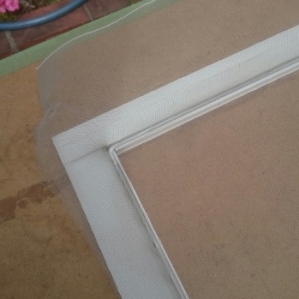 網戸張り替え作業