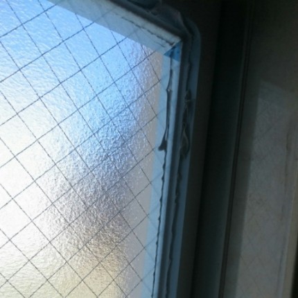 ガラスコーキング