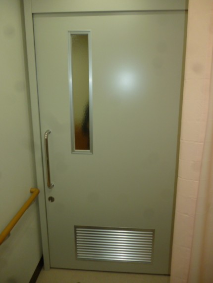 スチール引き戸②