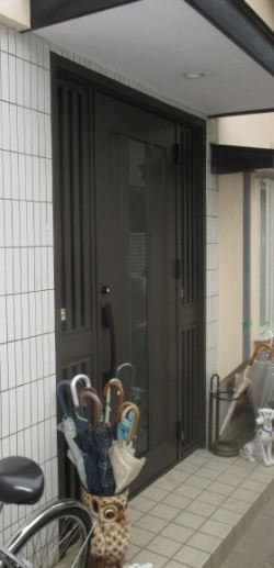 玄関ドアへの取替