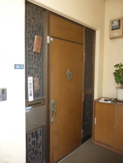 両袖FIX玄関ドア取替 ①