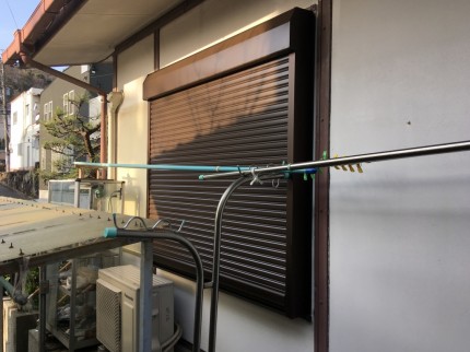 雨戸サッシ　シャッターサッシ