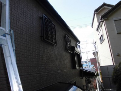 2階の窓面格子取付後