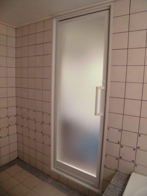 浴室ドア取替（12）